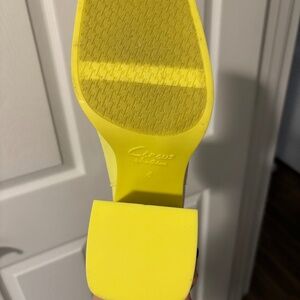 Circus NY yellow and white heel boot size 8